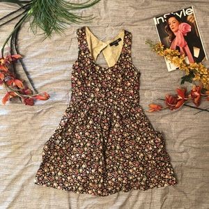 FOREVER 21 Floral Mini Dress